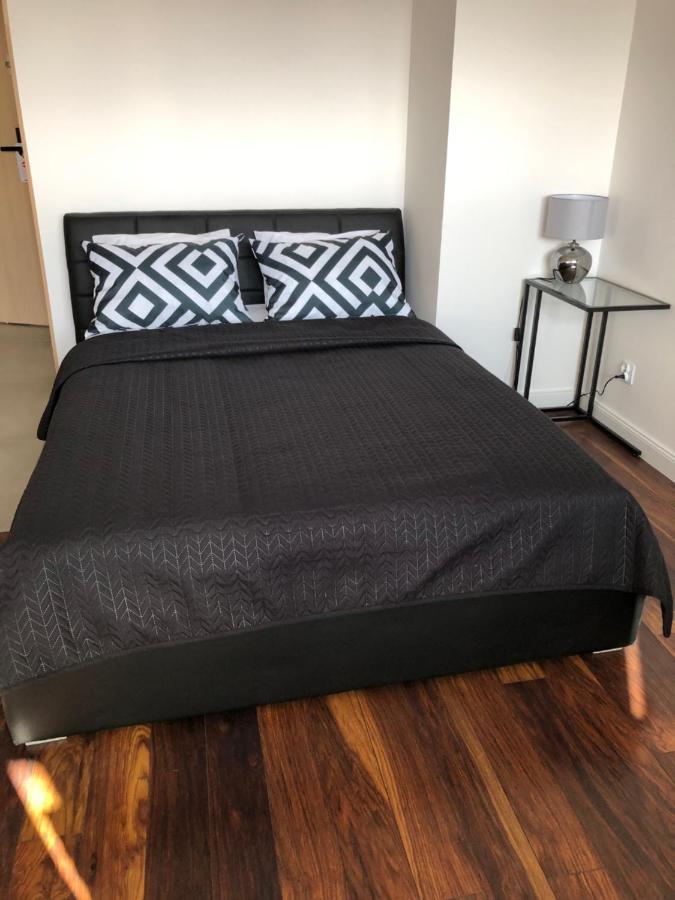Apartamenty Platinex 5 Krasków Exterior foto